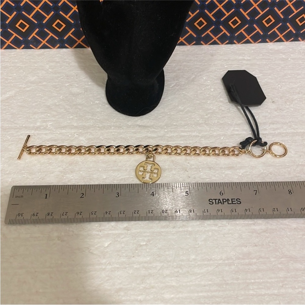 NEW✨Tory Burch Round logo bracelet - Picture 6 of 8